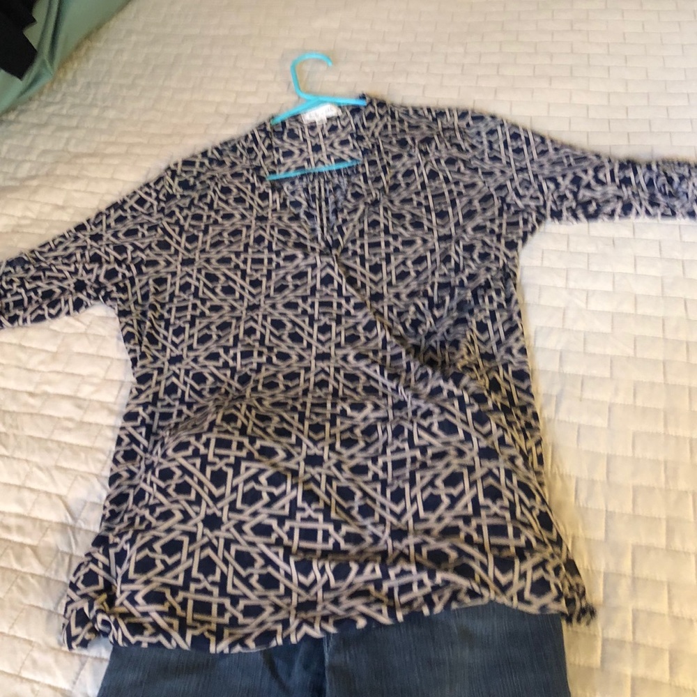 Blouse - Picture 3 of 3